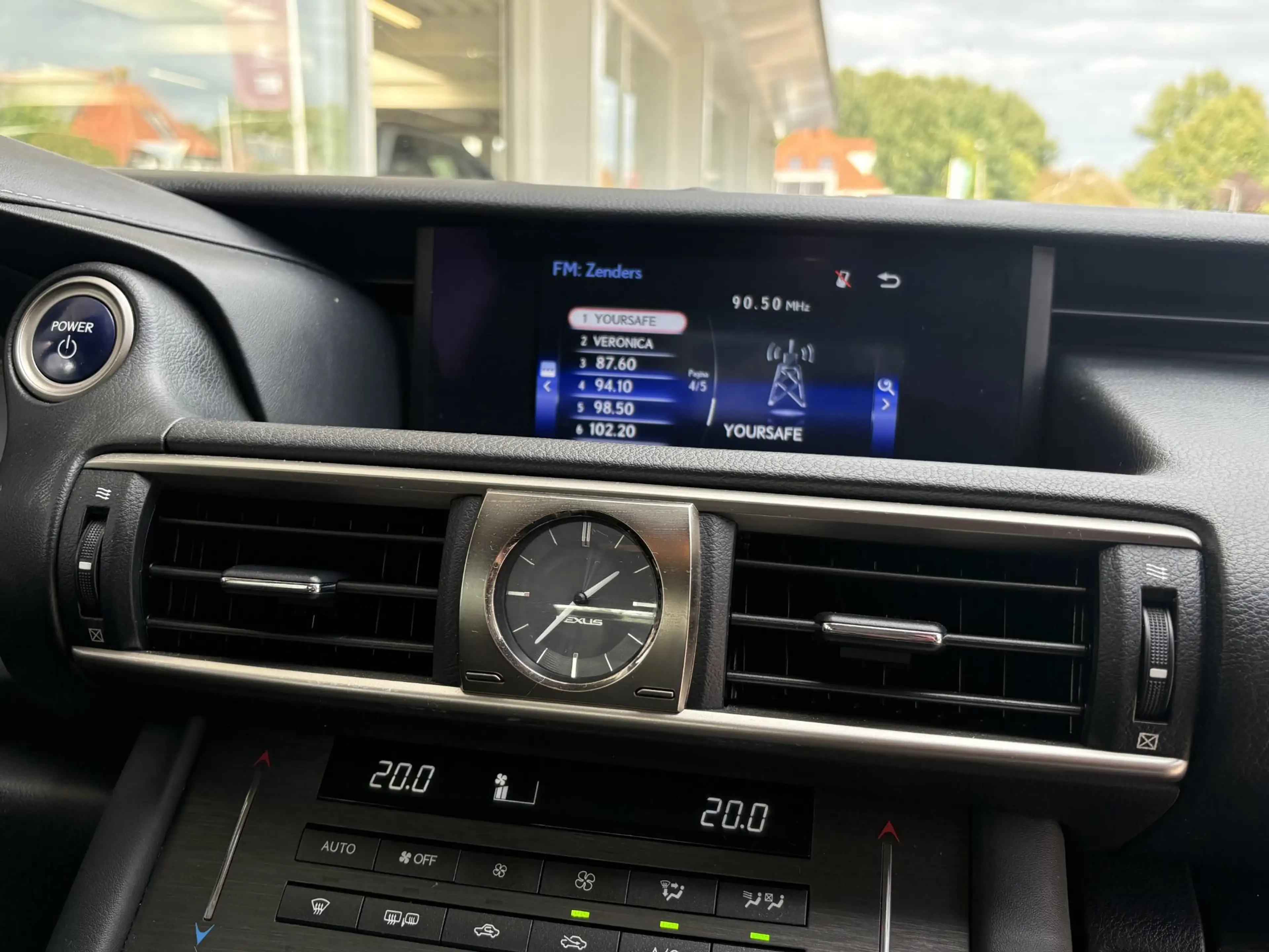 Lexus IS 300 300h Hybrid Sport Edition | Dealeronderhouden | Ac — photo 13