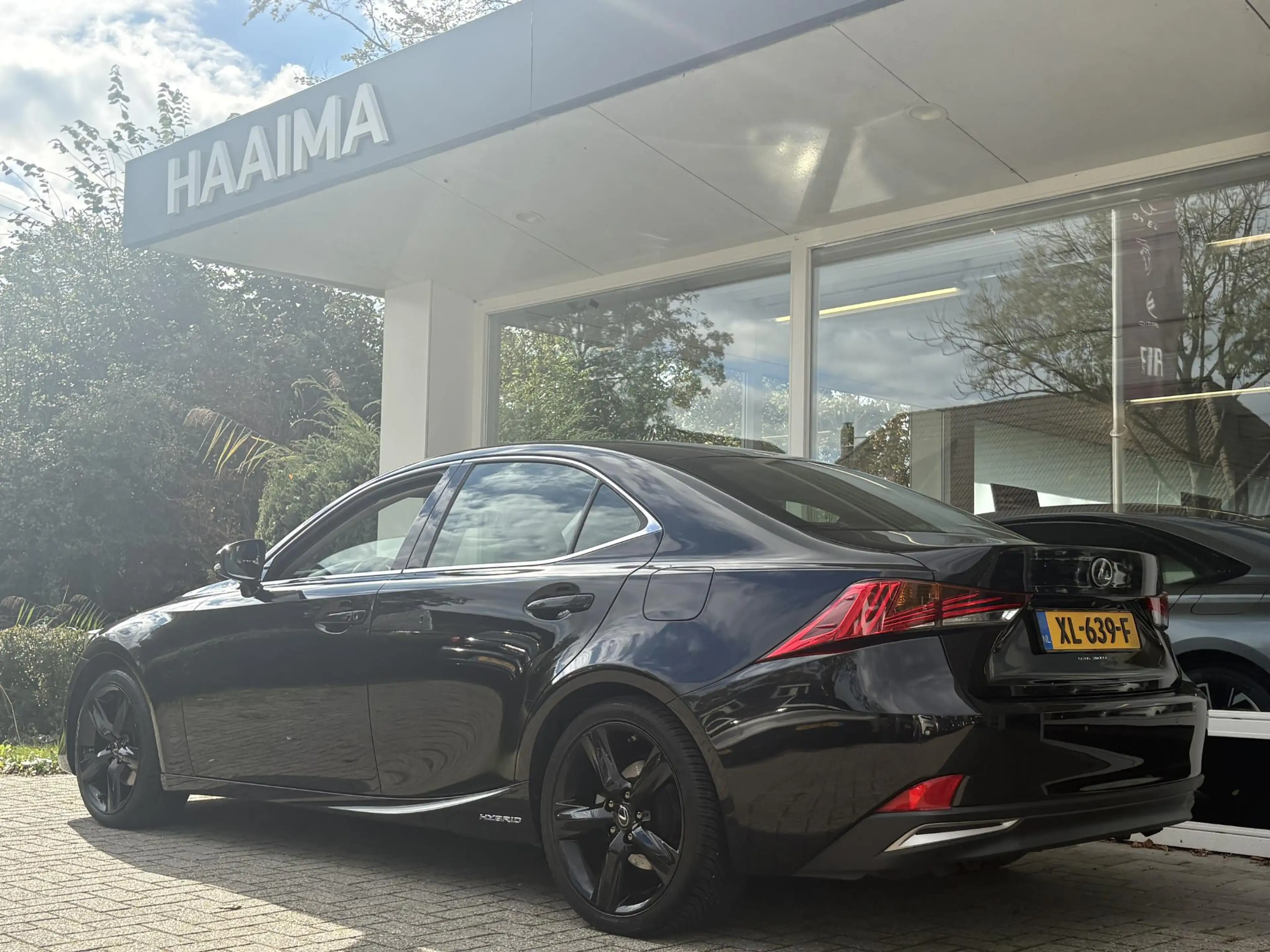Lexus IS 300 300h Hybrid Sport Edition | Dealeronderhouden | Ac — photo 4