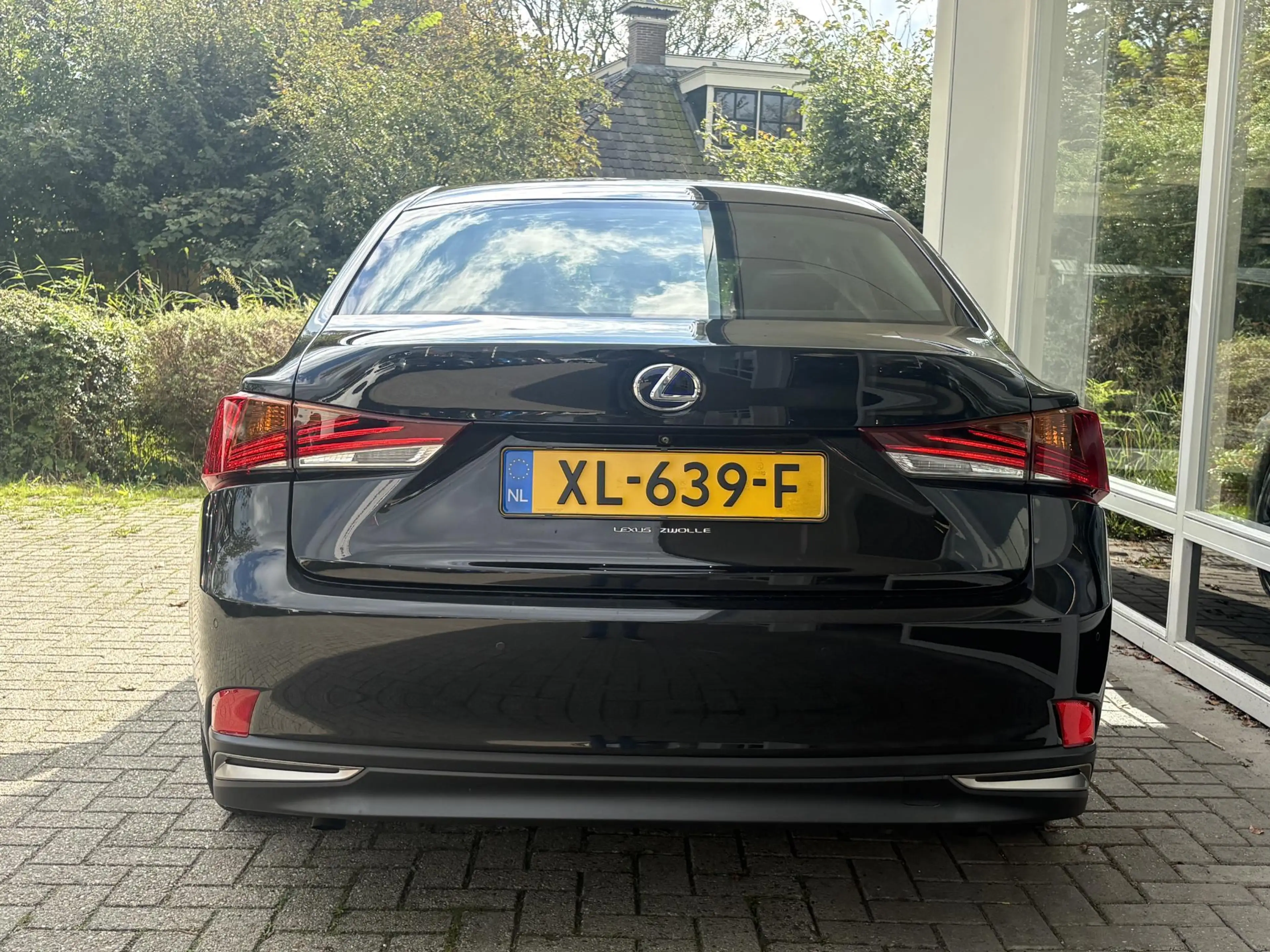 Lexus IS 300 300h Hybrid Sport Edition | Dealeronderhouden | Ac — photo 8