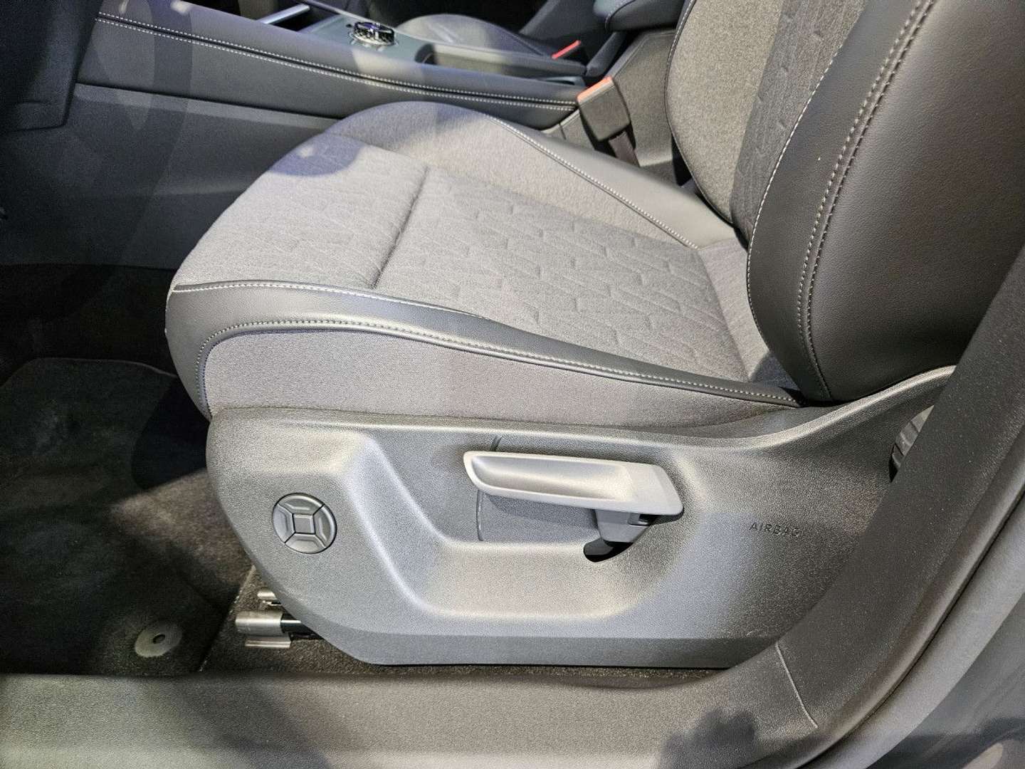 Volkswagen T-CROSS ETSI Life - - Joinsteer - #3