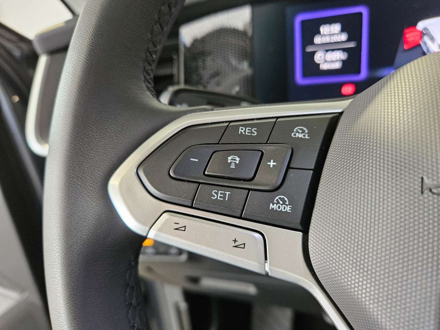 Volkswagen T-CROSS ETSI Life - - Joinsteer - #5