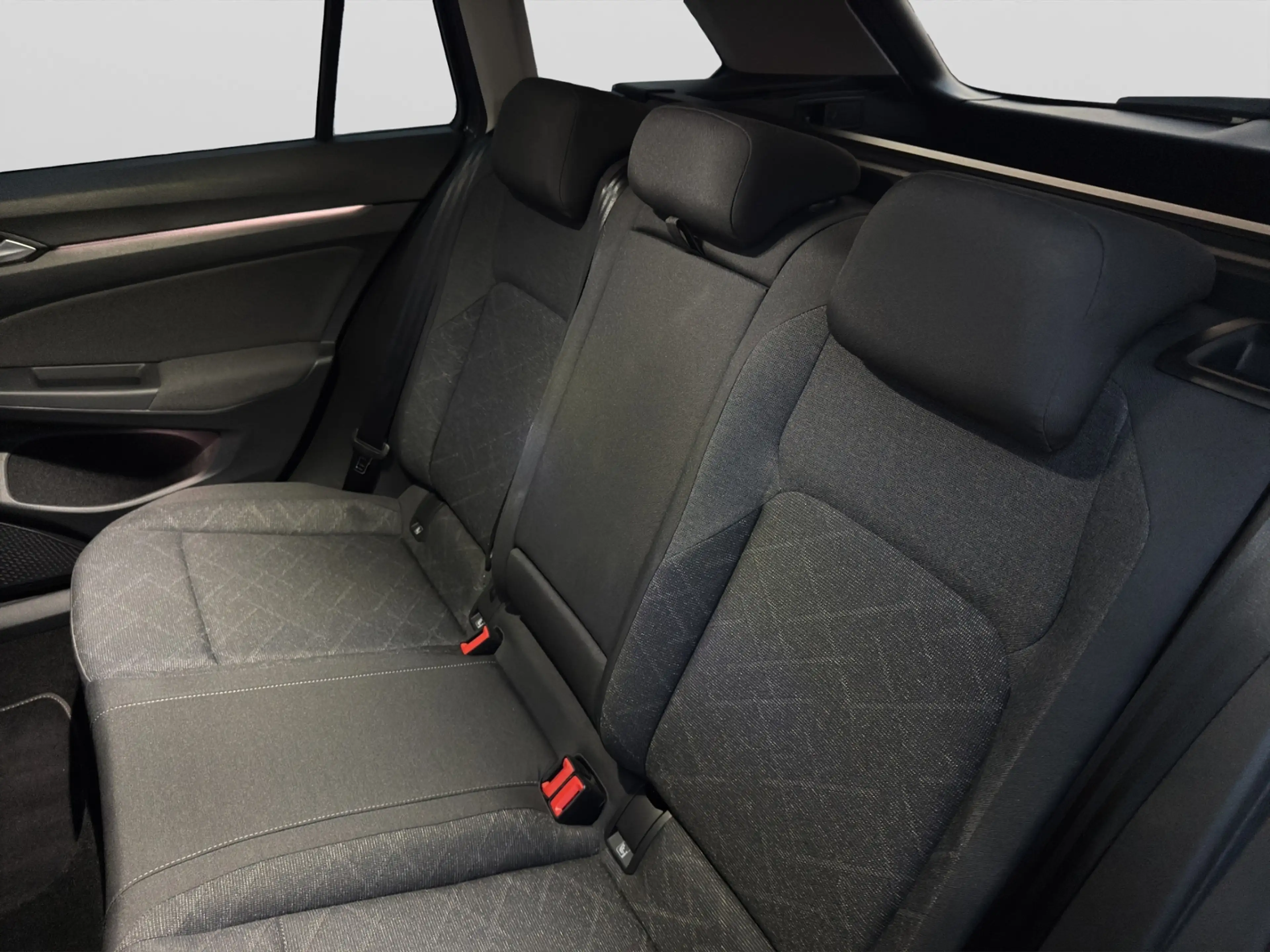 Volkswagen Golf Variant VIII Variant 2.0 TDI DSG *AHK*NAVI*LED* — photo 9