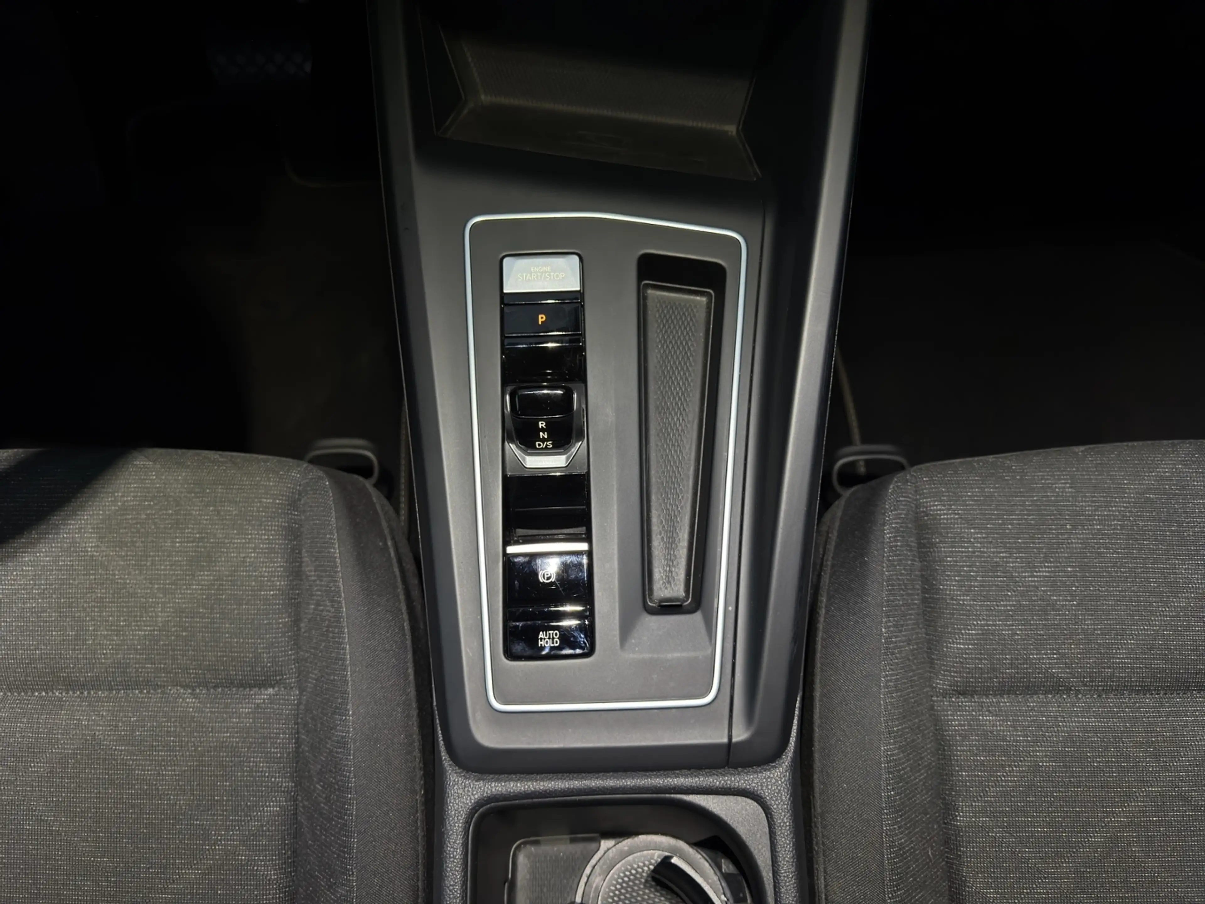 Volkswagen Golf Variant VIII Variant 2.0 TDI DSG *AHK*NAVI*LED* — photo 13