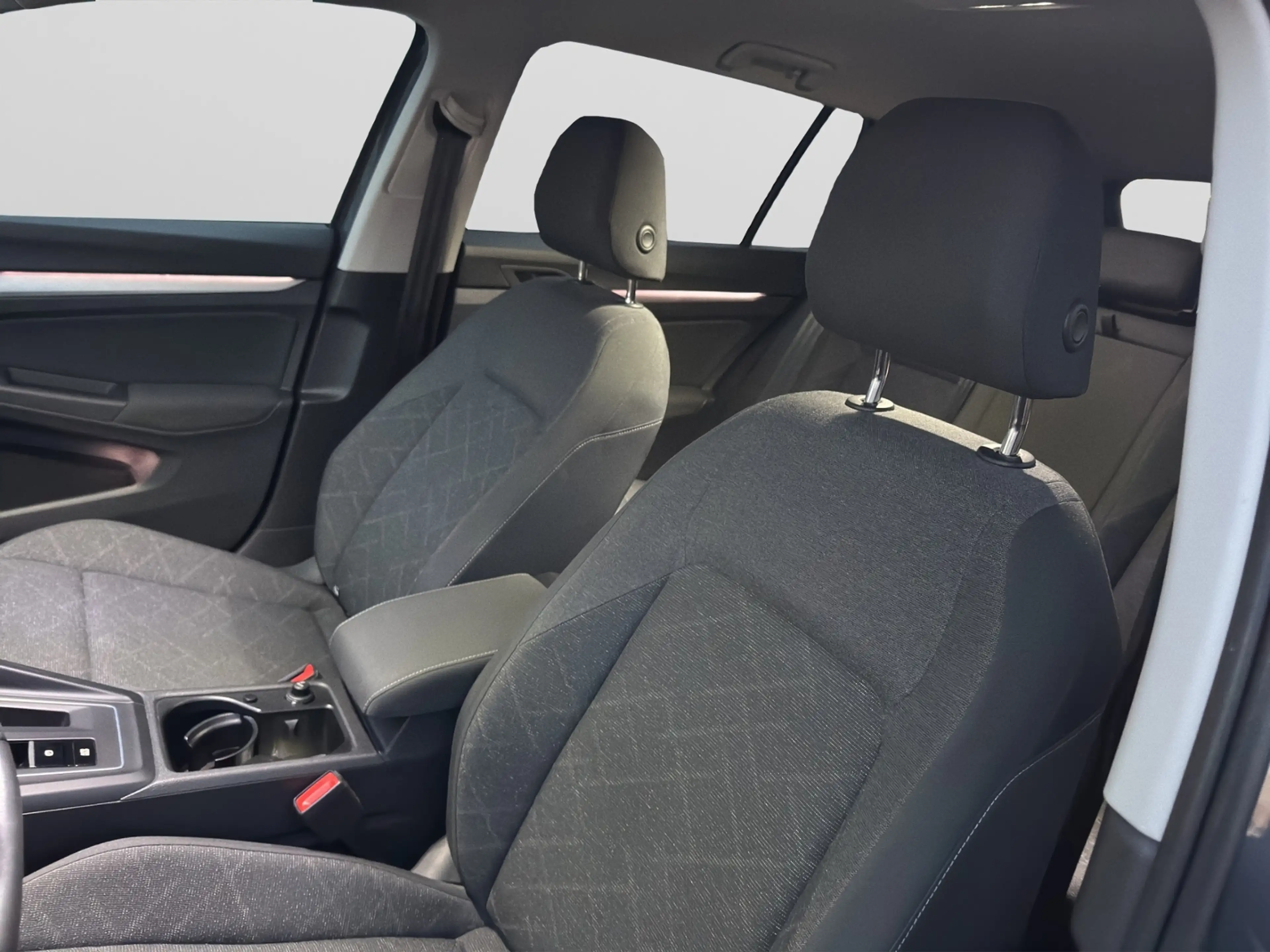 Volkswagen Golf Variant VIII Variant 2.0 TDI DSG *AHK*NAVI*LED* — photo 8
