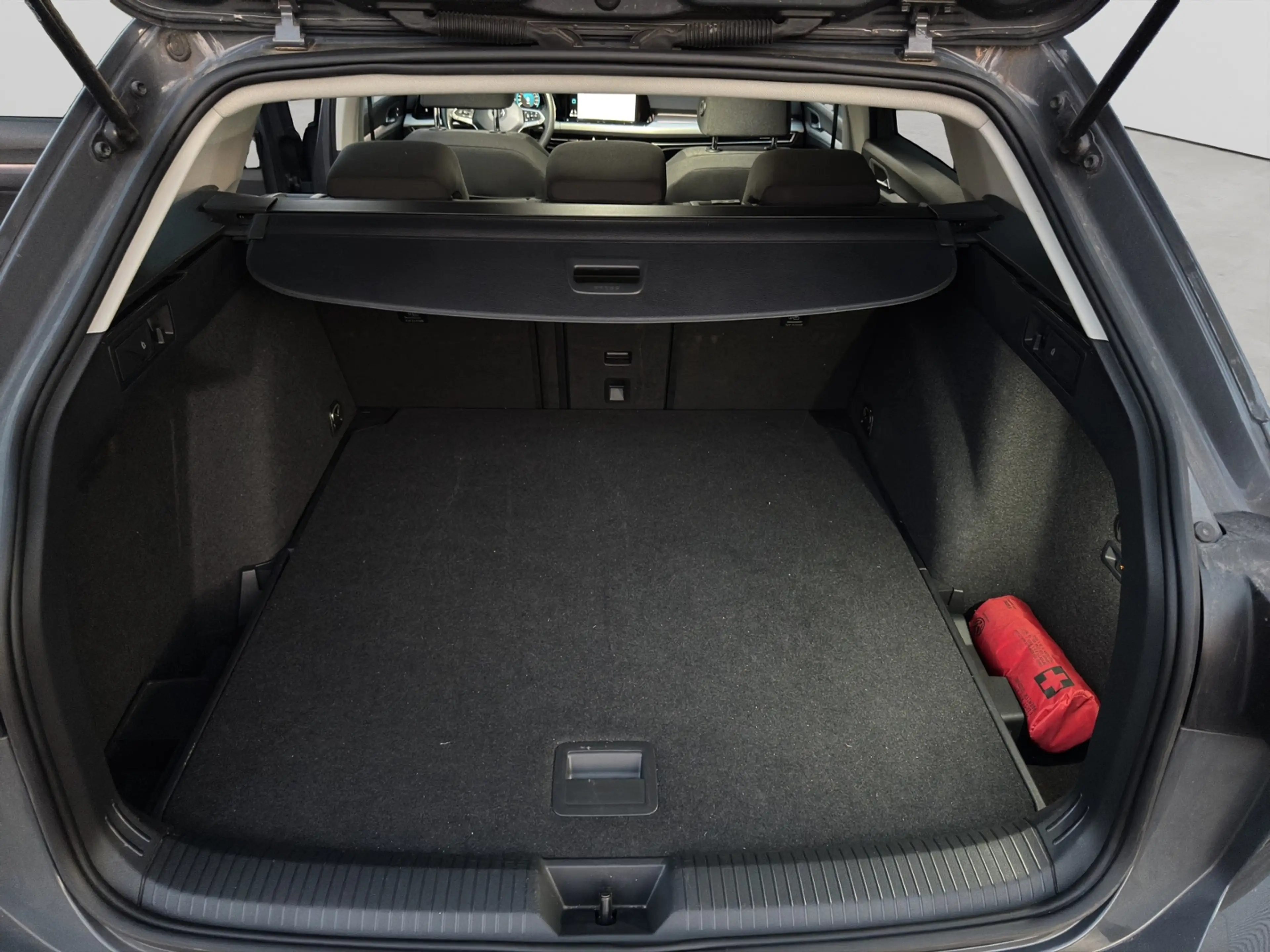 Volkswagen Golf Variant VIII Variant 2.0 TDI DSG *AHK*NAVI*LED* — photo 10