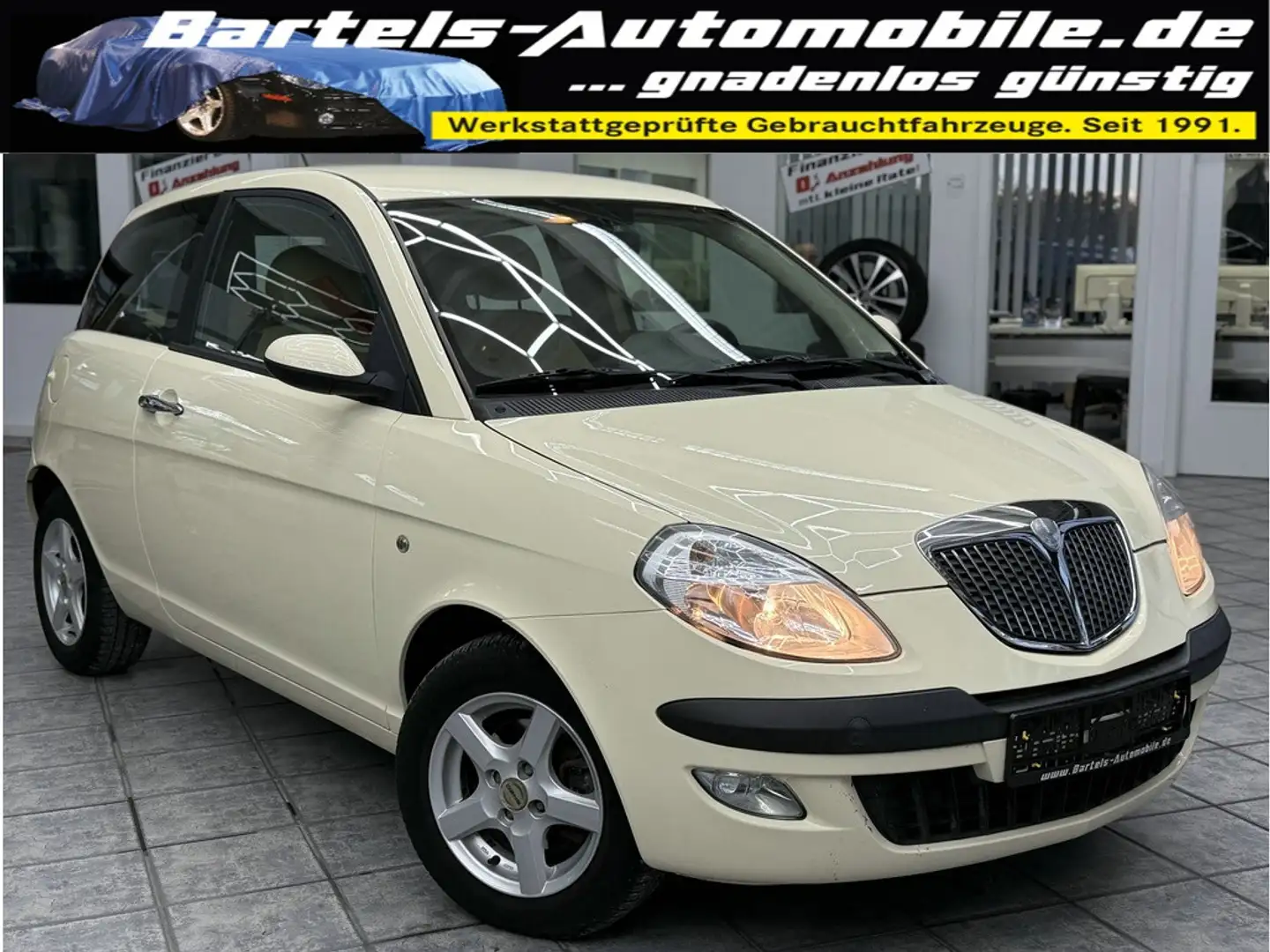 Lancia Ypsilon 1.2 8V, Klima, Allwetter, erst 60 tkm! Gelb - 1