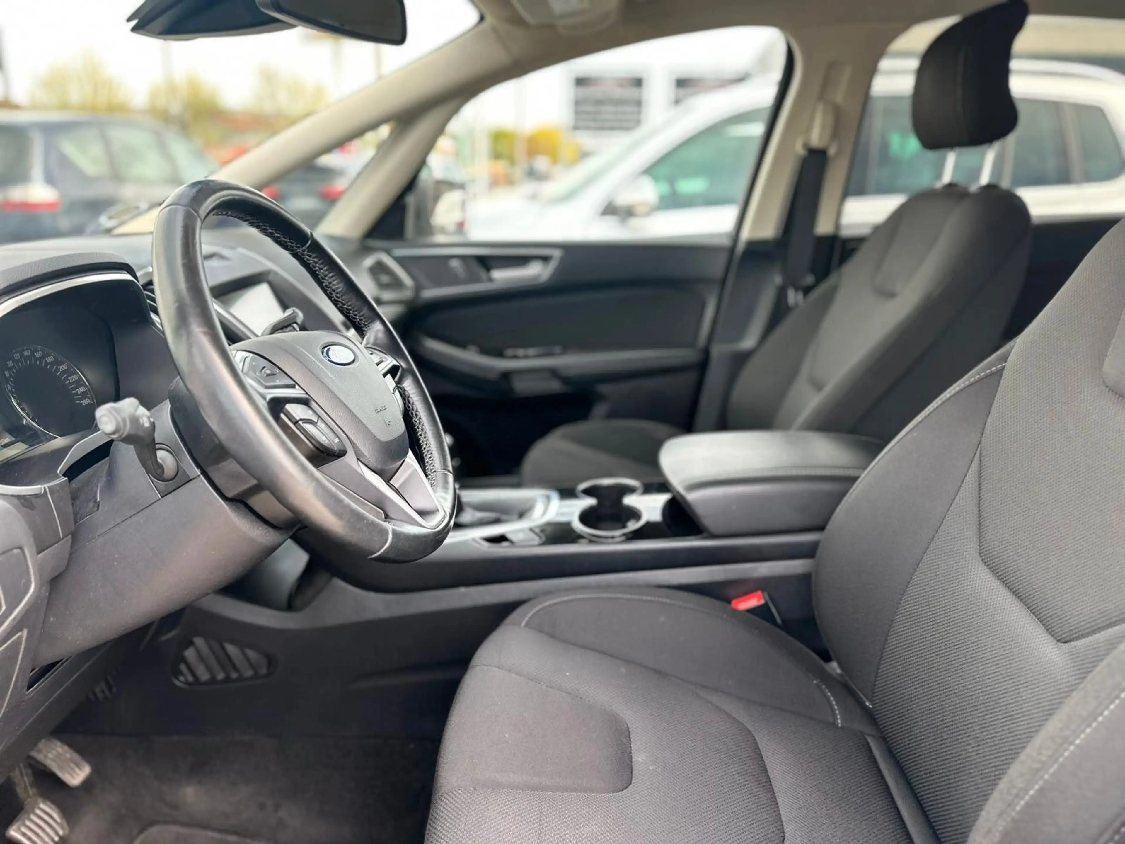 Ford S-Max S-MAX Titanium AWD 7 Sitzer Sport — photo 9