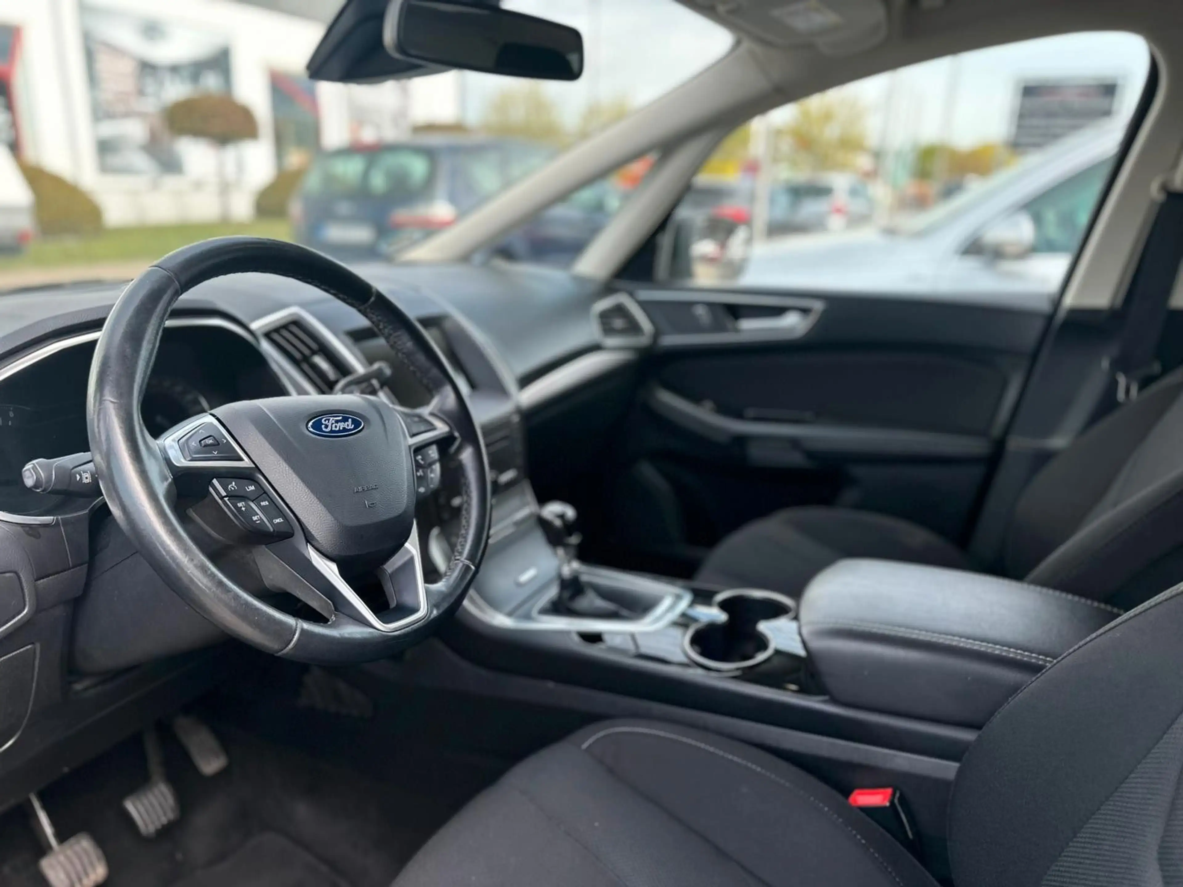 Ford S-Max S-MAX Titanium AWD 7 Sitzer Sport — photo 7