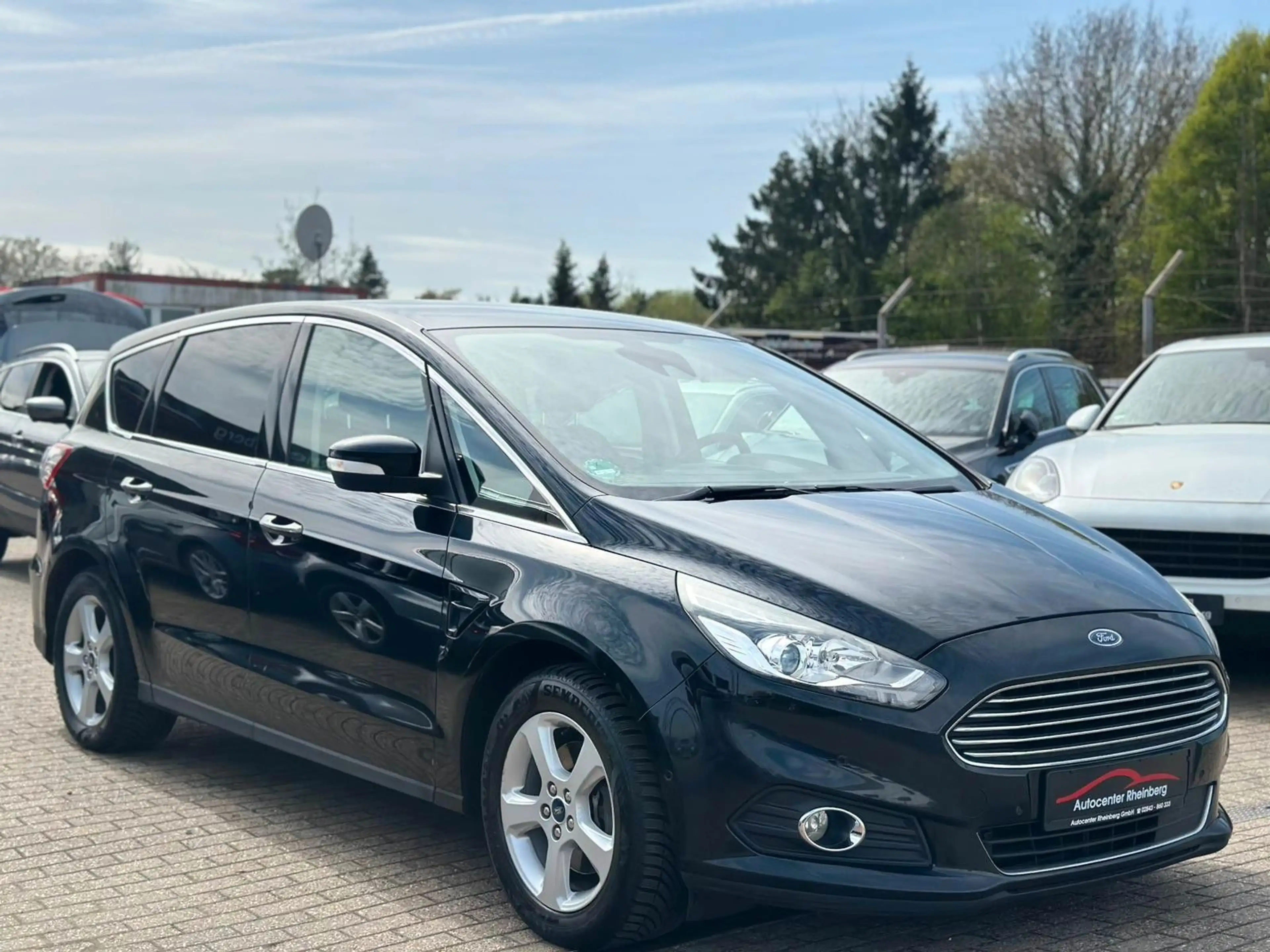 Ford S-Max S-MAX Titanium AWD 7 Sitzer Sport — photo 3