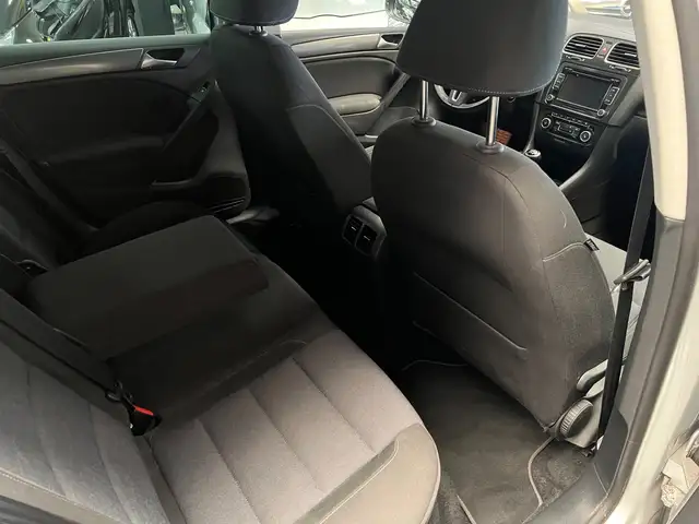 Volkswagen Golf view 24