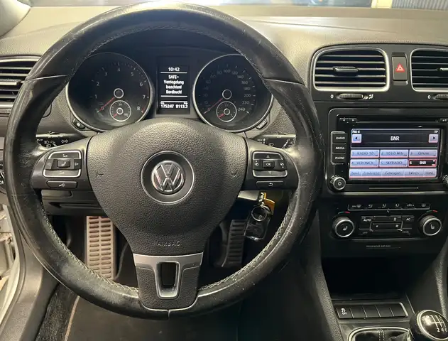 Volkswagen Golf view 11