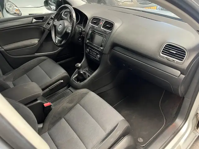 Volkswagen Golf view 25