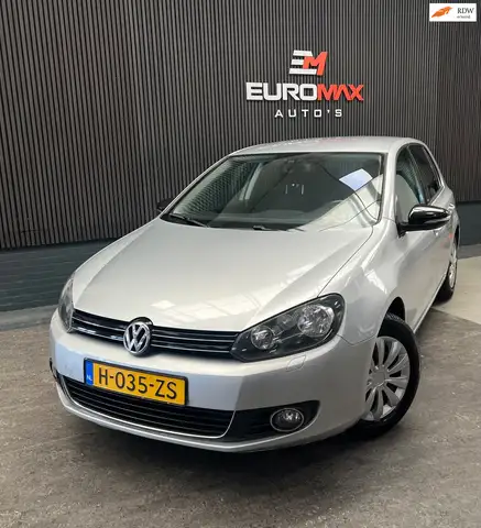 Volkswagen Golf main image