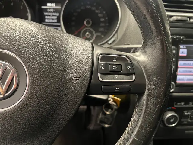 Volkswagen Golf view 13