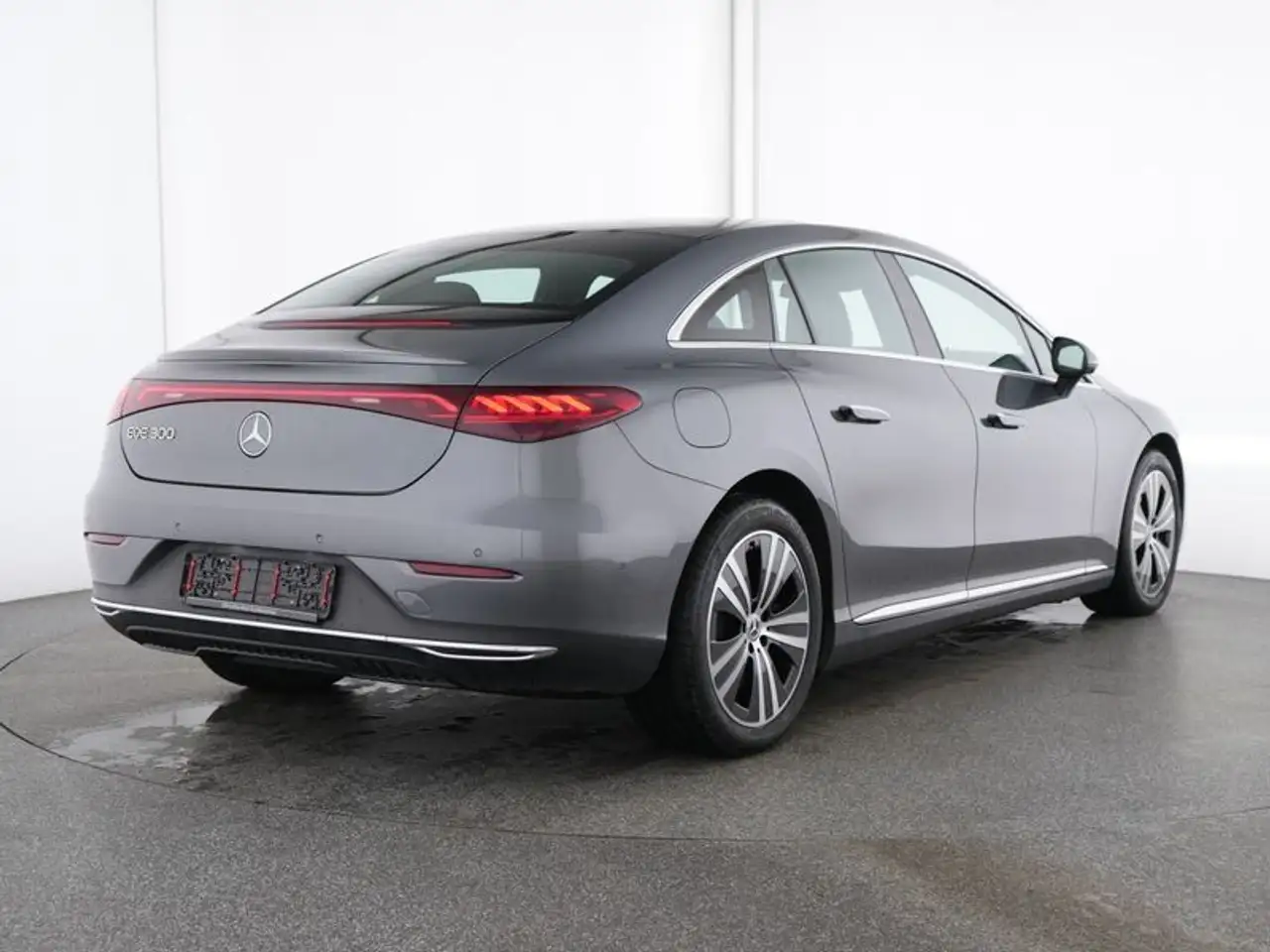 Mercedes-Benz EQE 300 ELEC-ART-PREMIUM PANO 10°HAL WINTER 360° 4