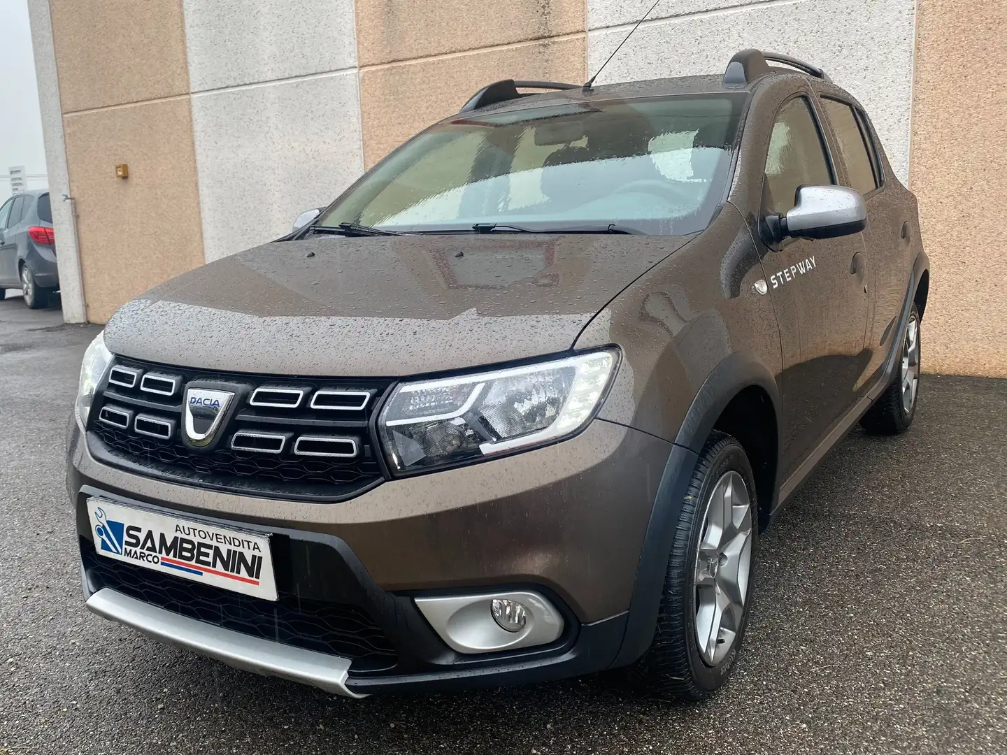 Dacia Sandero 1.0 sce Access s Marrone - 1