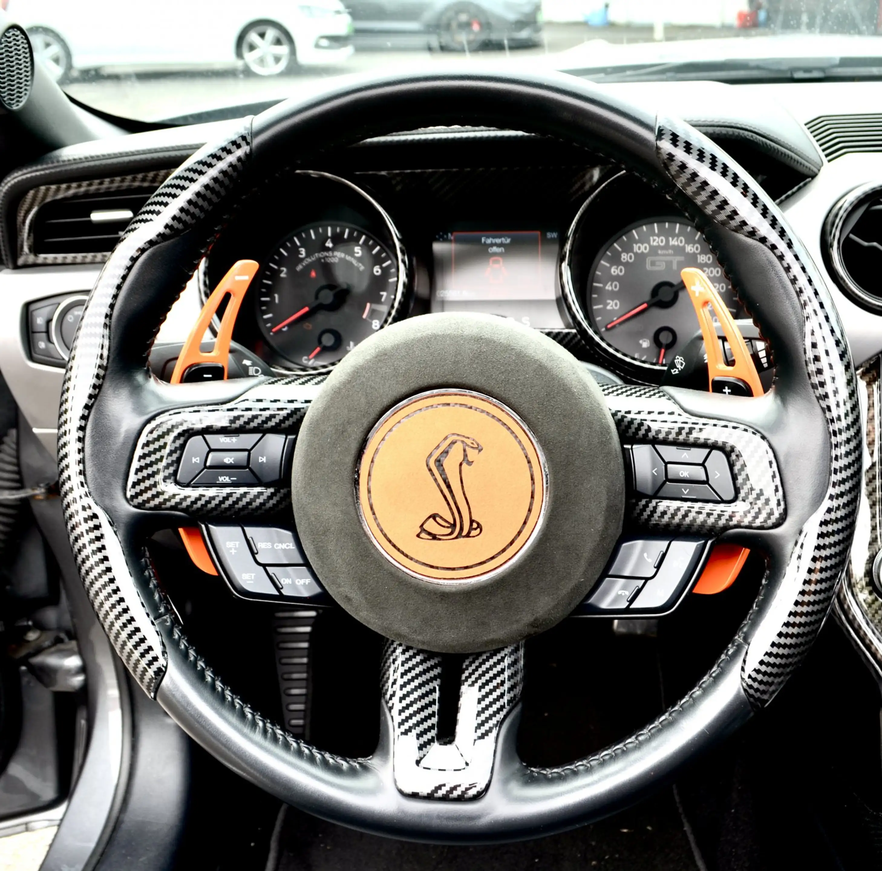 Ford Mustang 5.0 Cabrio V8 AUTOMATIK *SPURWECHSEL-AS* — photo 14