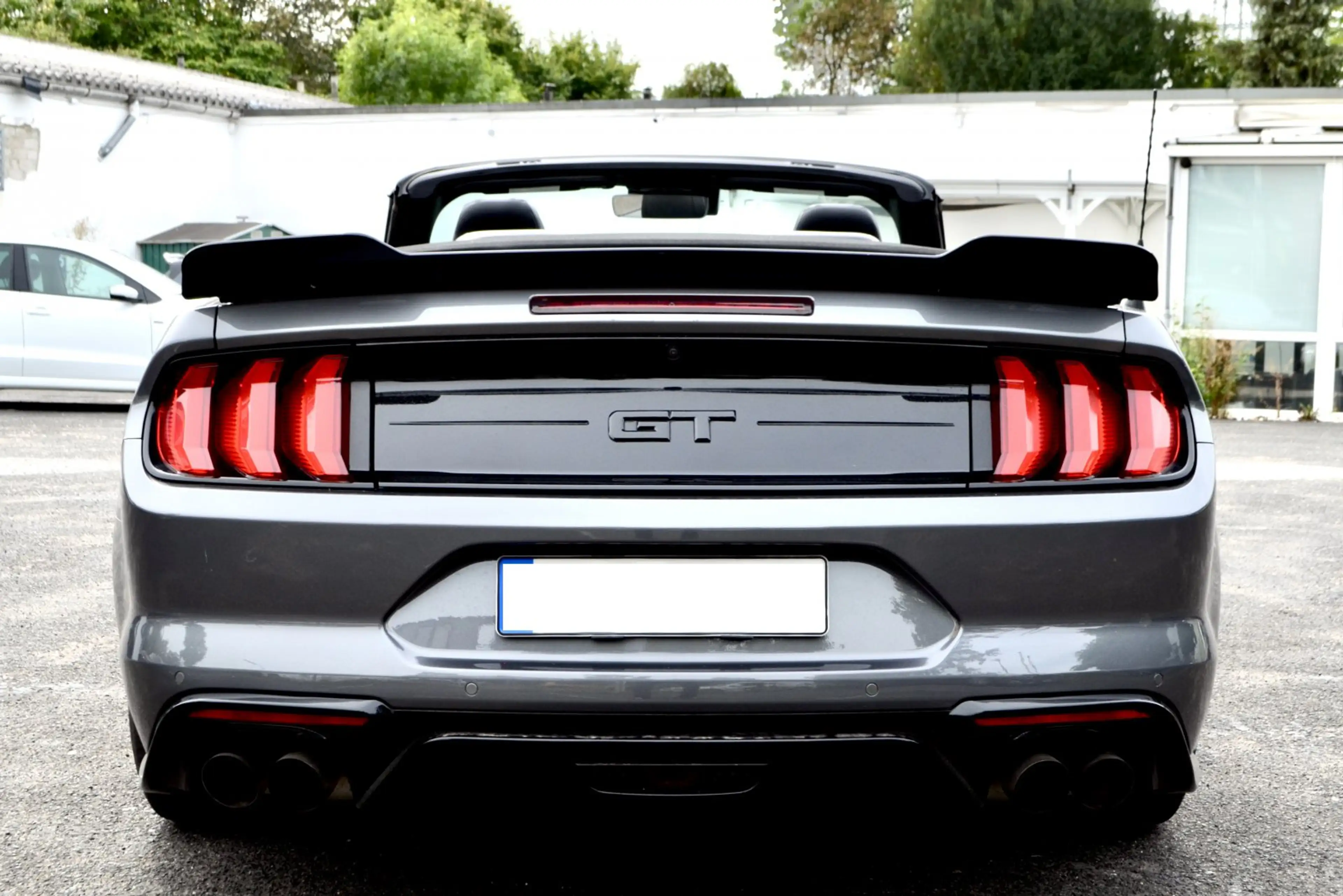 Ford Mustang 5.0 Cabrio V8 AUTOMATIK *SPURWECHSEL-AS* — photo 4