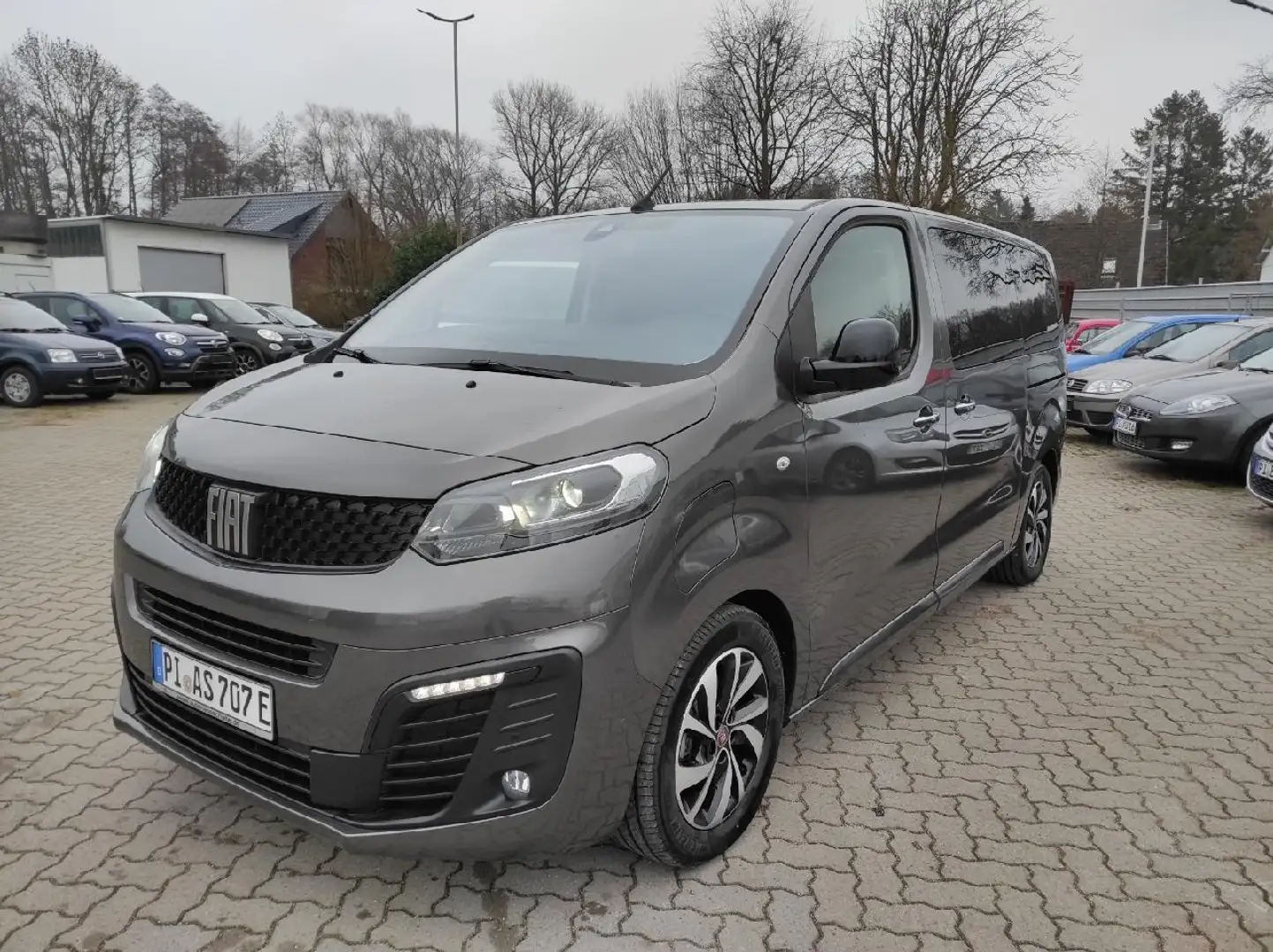 Fiat E-Ulysse L2 Lounge Gri - 2