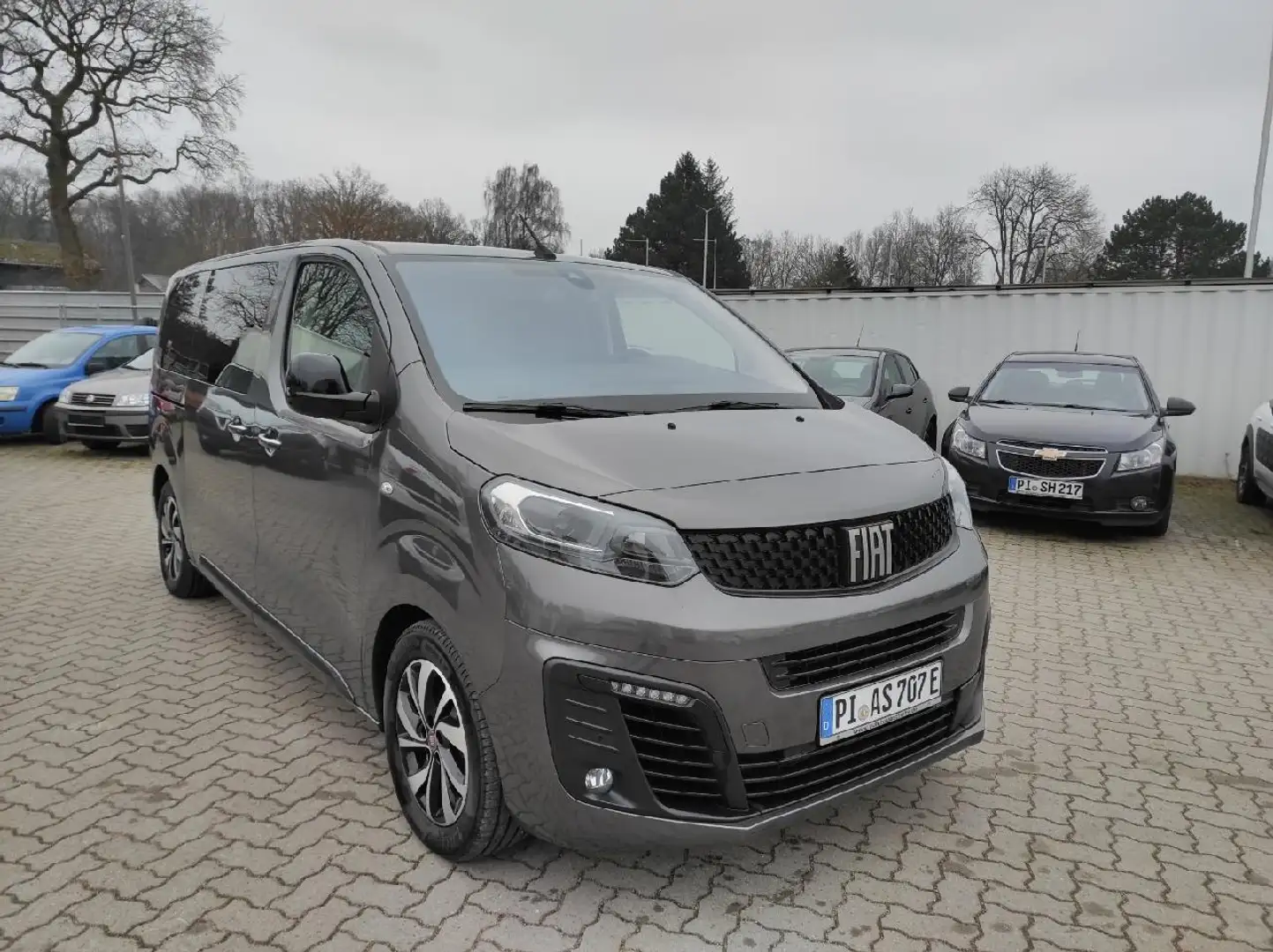 Fiat E-Ulysse L2 Lounge Gri - 1