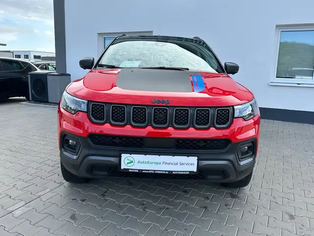 Jeep Compass view 4