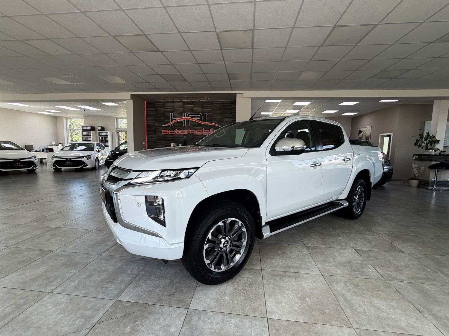 2020 Mitsubishi L200
