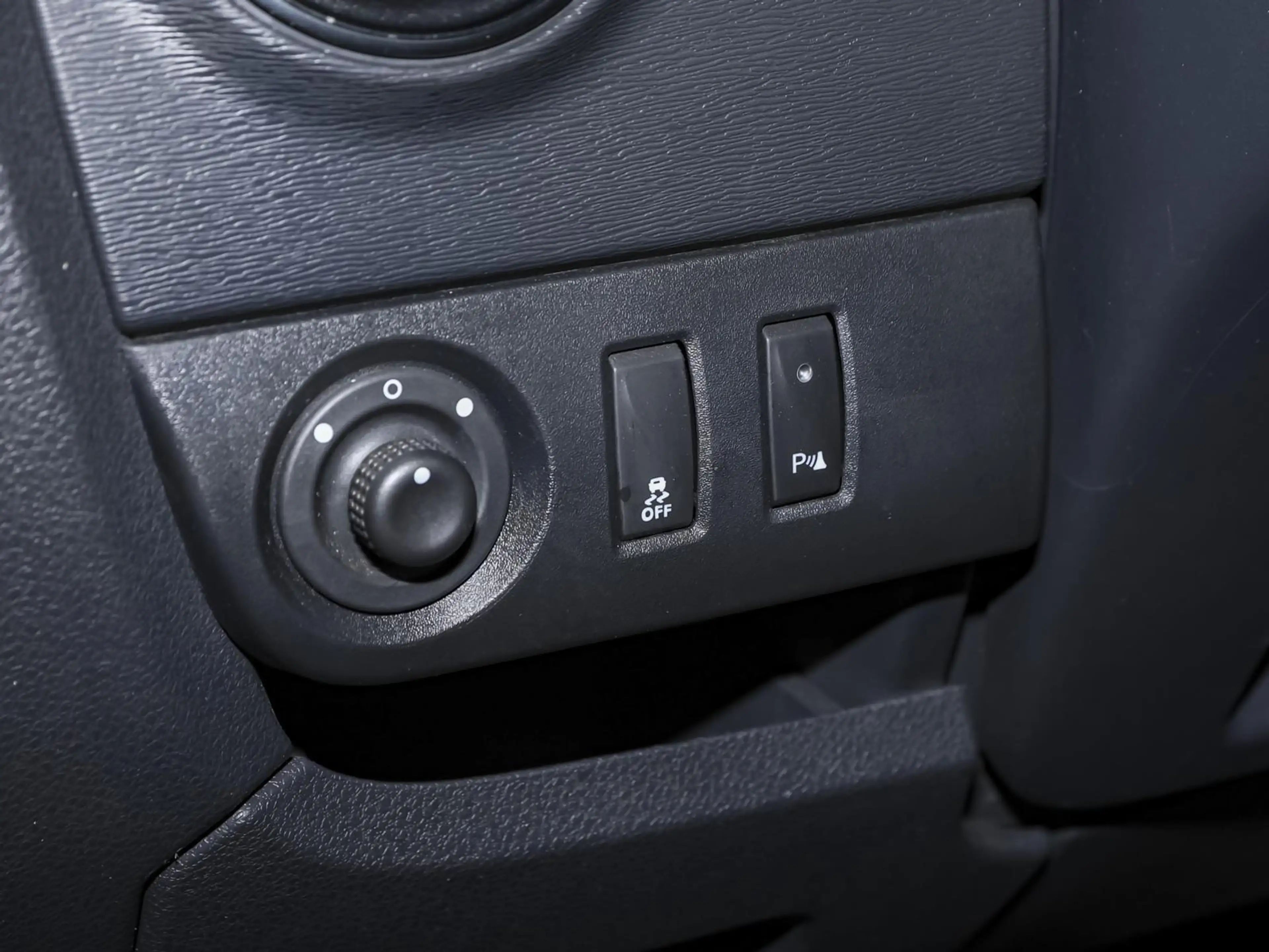 Dacia Dokker Celebration TCe 115 NAVI SHZ PDC KAMERA — photo 9