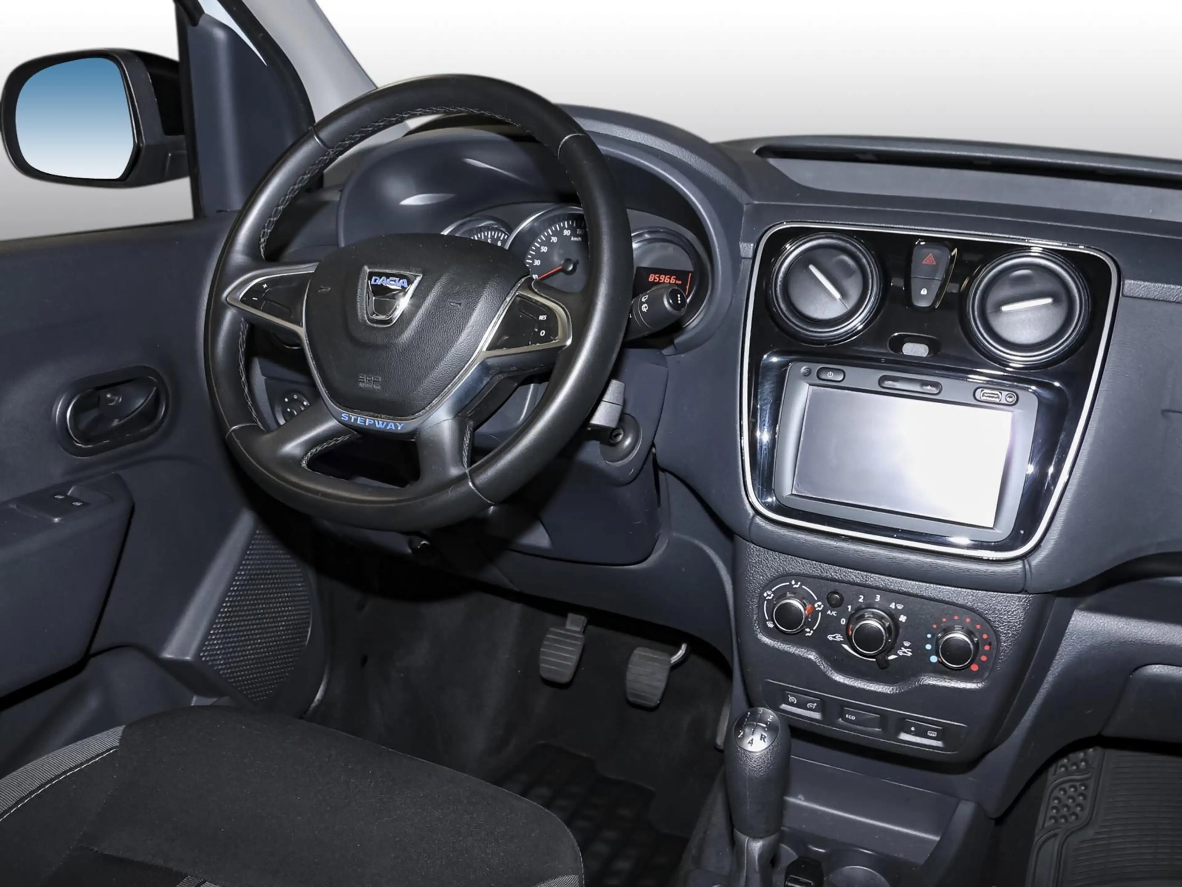 Dacia Dokker Celebration TCe 115 NAVI SHZ PDC KAMERA — photo 5