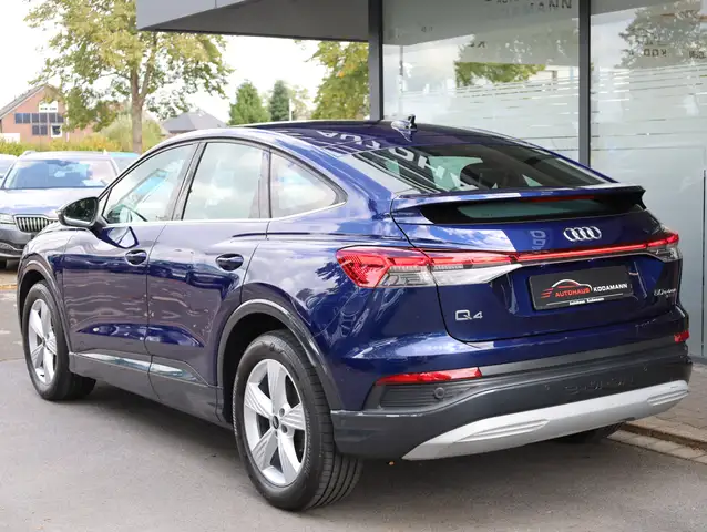 Audi Q4 E-Tron view 7