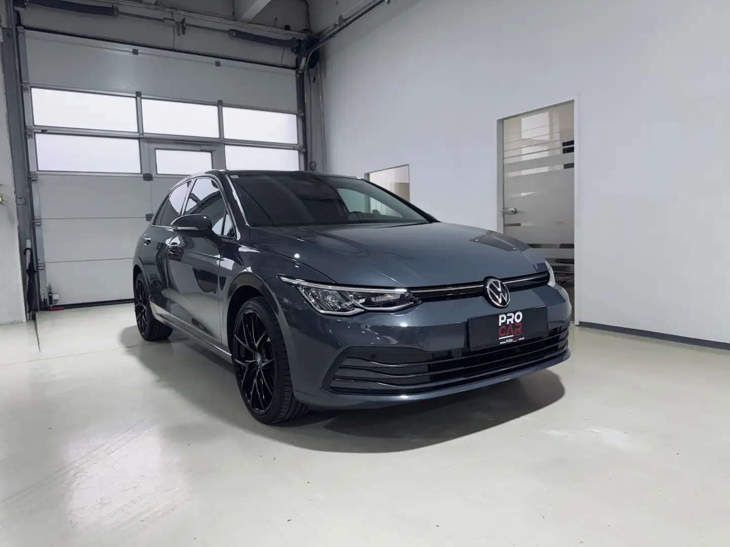 Volkswagen Golf 2.0 TDI DSG Life Grau - 1