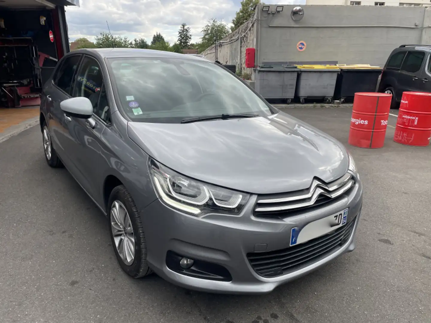 Citroen C4 PURETECH 110CH MILLENIUM Gris - 2