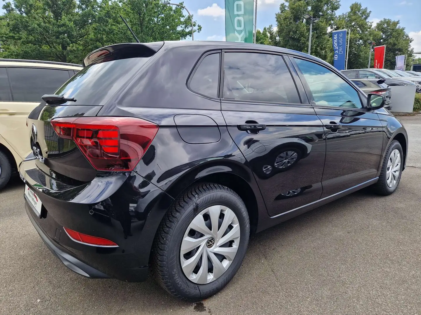Volkswagen Polo 1,0 TSI DSG Life NAVI REARVIEW LED GJ-REIFEN Schwarz - 2