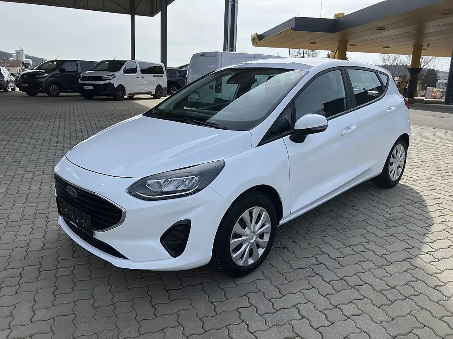 Ford Fiesta Cool & Connect 1,1 Start/Stop Weiß - 1