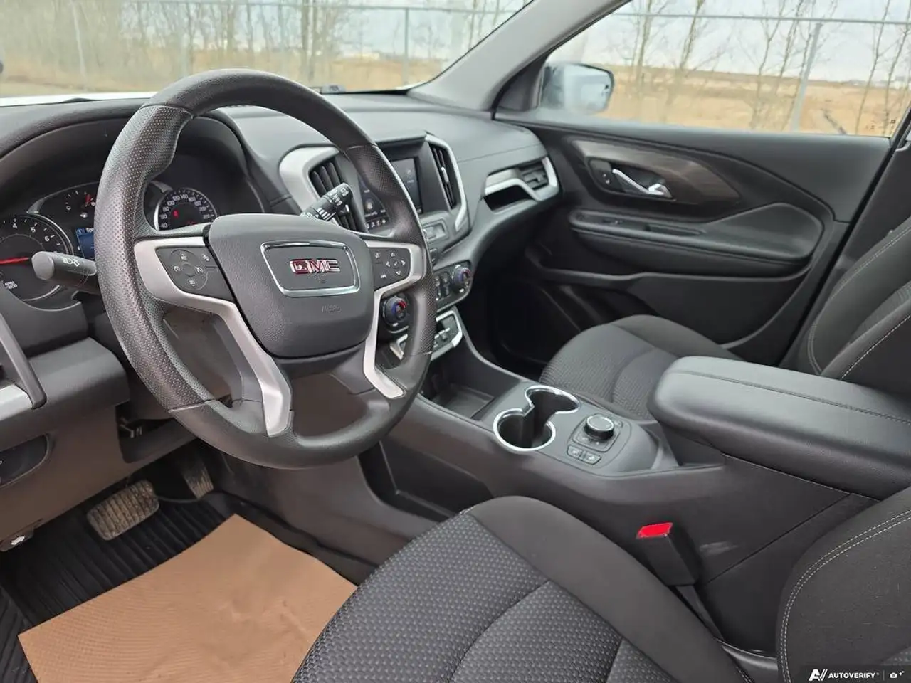 GMC Terrain снимка GMC Terrain