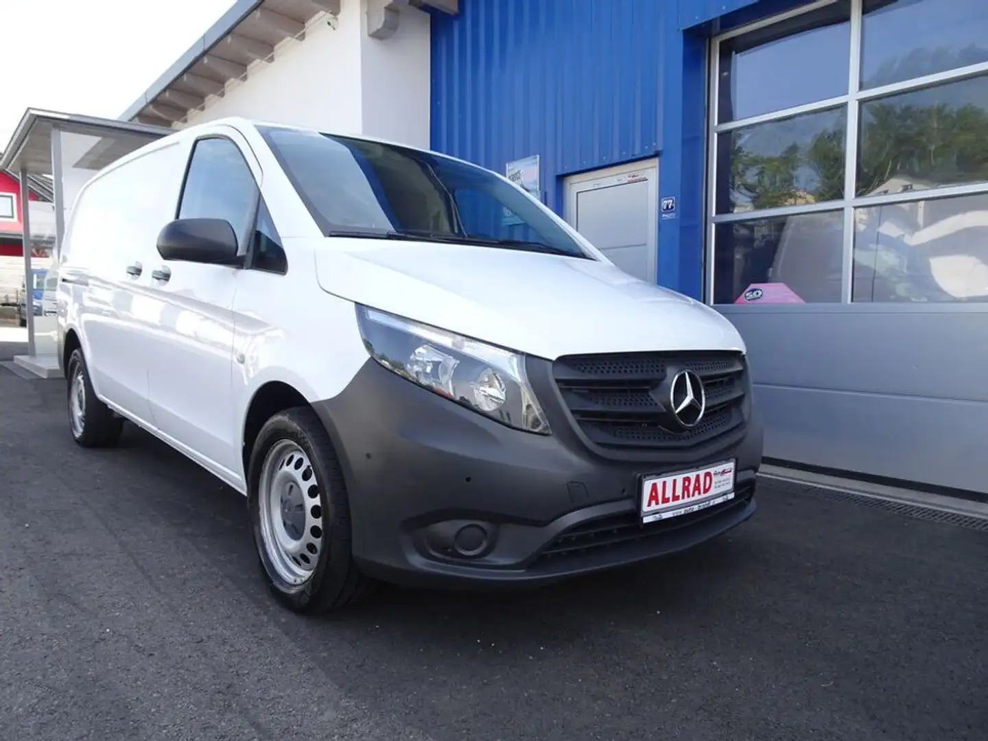 Mercedes-Benz Vito 116 CDI Kasten lang 4-Matic 9G-Tronic Weiß - 2