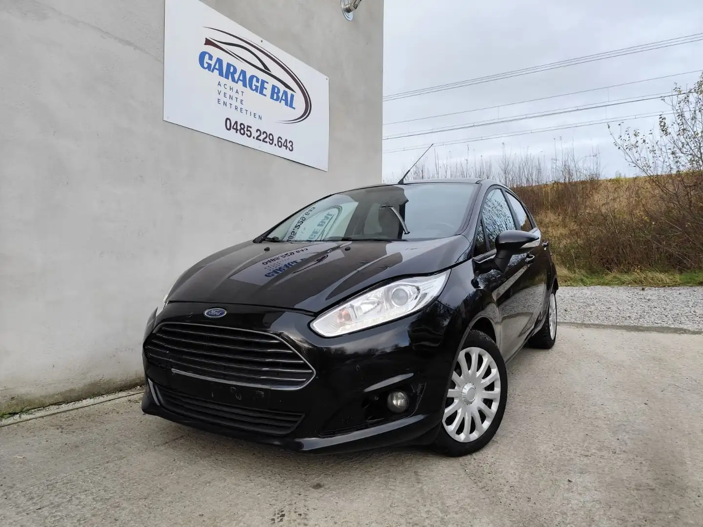 Ford Fiesta Fiesta 1.5 TDCi Titanium Noir - 1