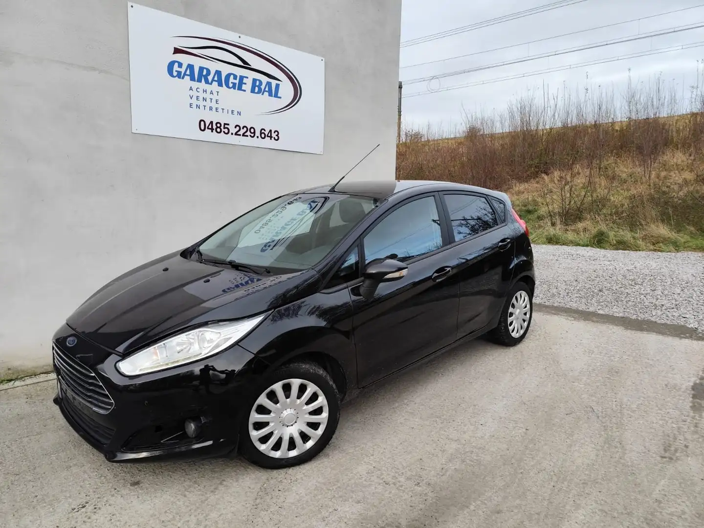Ford Fiesta Fiesta 1.5 TDCi Titanium Noir - 2