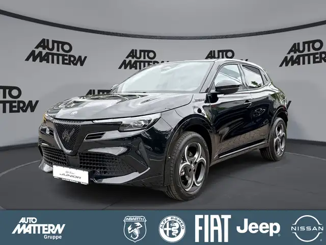 Alfa Romeo Junior 1.2 Ibrida Sport-Speciale +Tech +Panorama