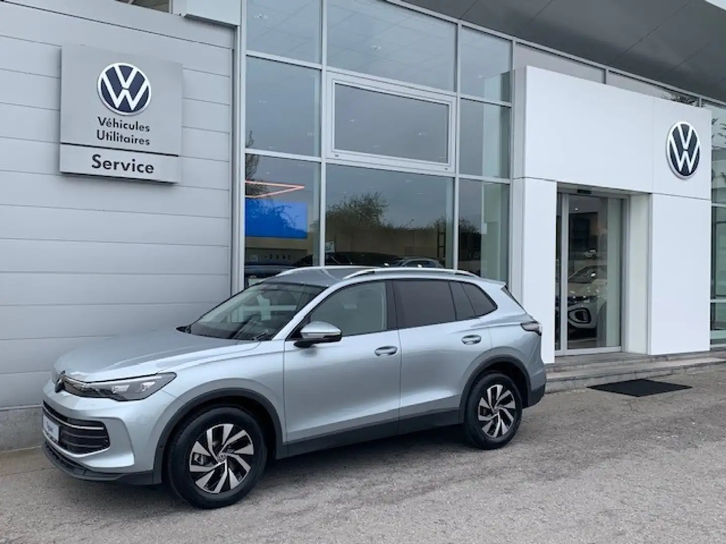 Volkswagen Tiguan LIFE 2.0TDI 150CV DSG7 Argent - 1
