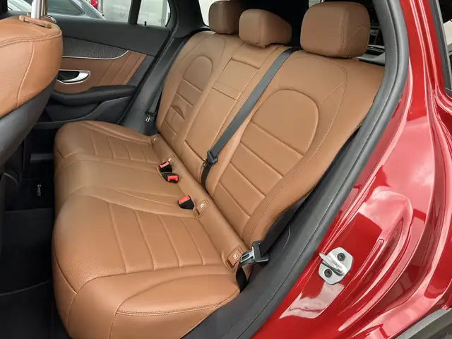 Mercedes-Benz 300 view 11