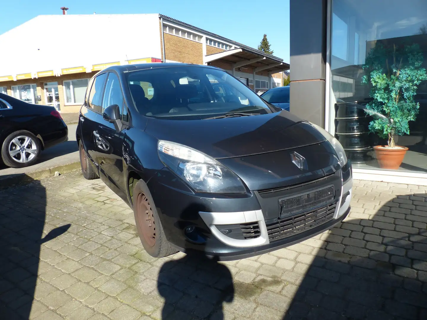 Renault Scenic 1.4 Dynamique TCe 130 Tempomat HU/AU 04/2025 Gris - 2