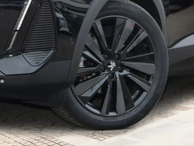 Peugeot 5008 view 6