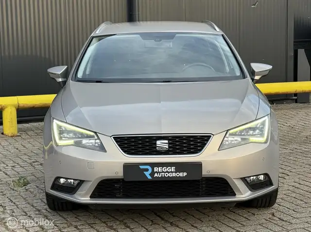 Seat Leon view 5