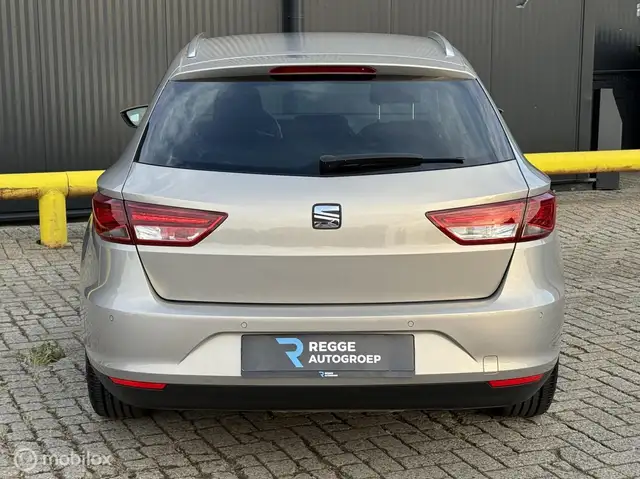 Seat Leon view 8
