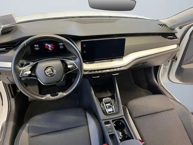 Skoda Octavia view 10