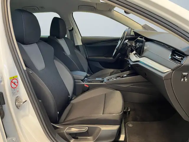 Skoda Octavia view 12