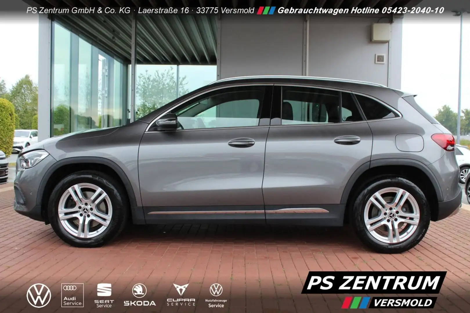 Mercedes-Benz GLA 250 Progressive 8-G-DCT-Getriebe LED-HIGH NAVI Grau - 2