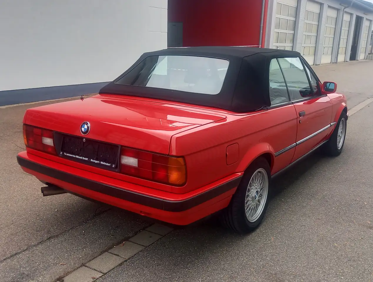 BMW 320i Cabrio Top Zustand optisch u technisch !, foto 6