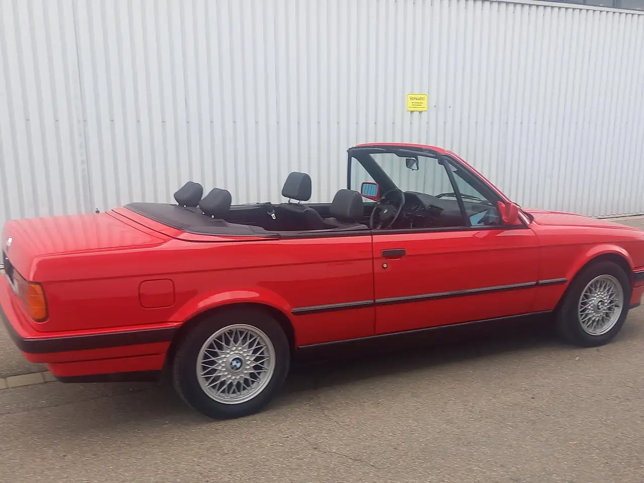 BMW 320i Cabrio Top Zustand optisch u technisch !, foto 3