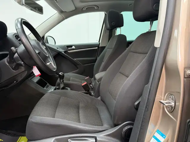 Volkswagen Tiguan view 11